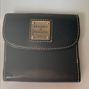 Dooney & Bourk wallet